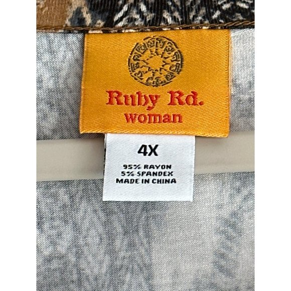 NWT Ruby Rd Ladies Abstract Scoop Neck Stretchy Comfortable Keyhole Blouse SZ 4X - Picture 5 of 8
